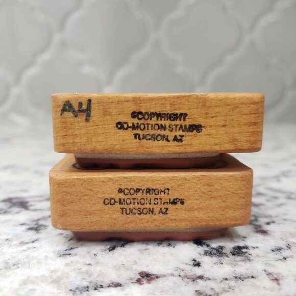 Comotion Wood Mounted Rubber Stamp Lot Bunny Rabbit Doll Duck Hearts Valentine - Picture 3 of 4